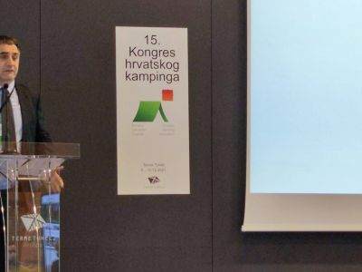 PREZENTACIJA UKH NA 15. KONGRESU HRVATSKOG KAMPINGA