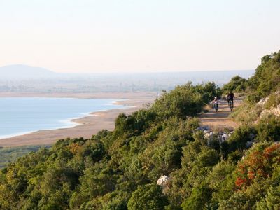 VRANSKO JEZERO Crkvine